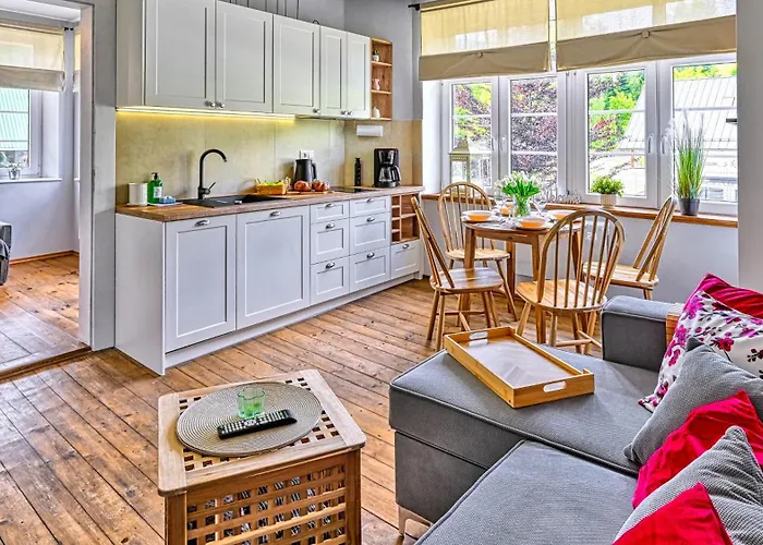 Strażacka, Sun&snow *