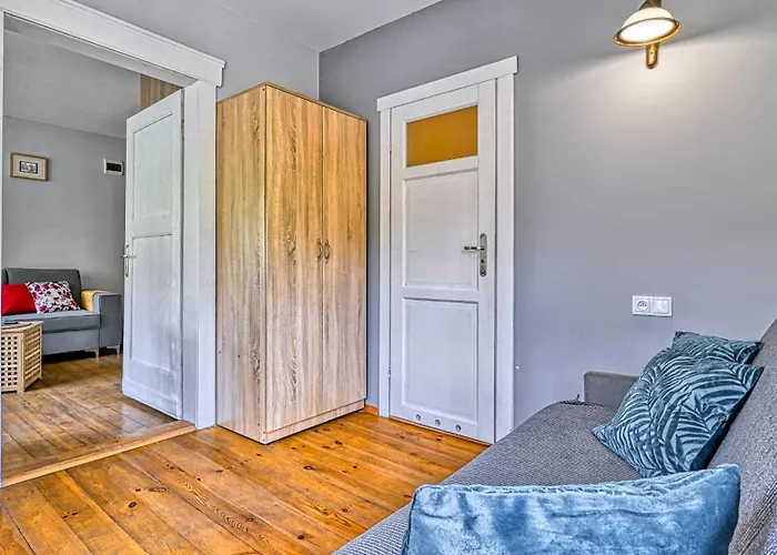 Strazacka, Sun & Snow *